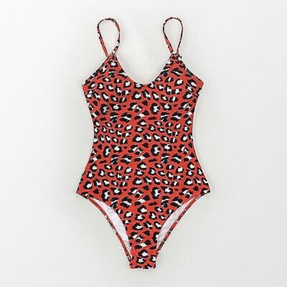Cupshe Women’s Red Leopard Print One Piece Swimsuit Cutout Back Swimwear LARGE - Picture 3 of 3